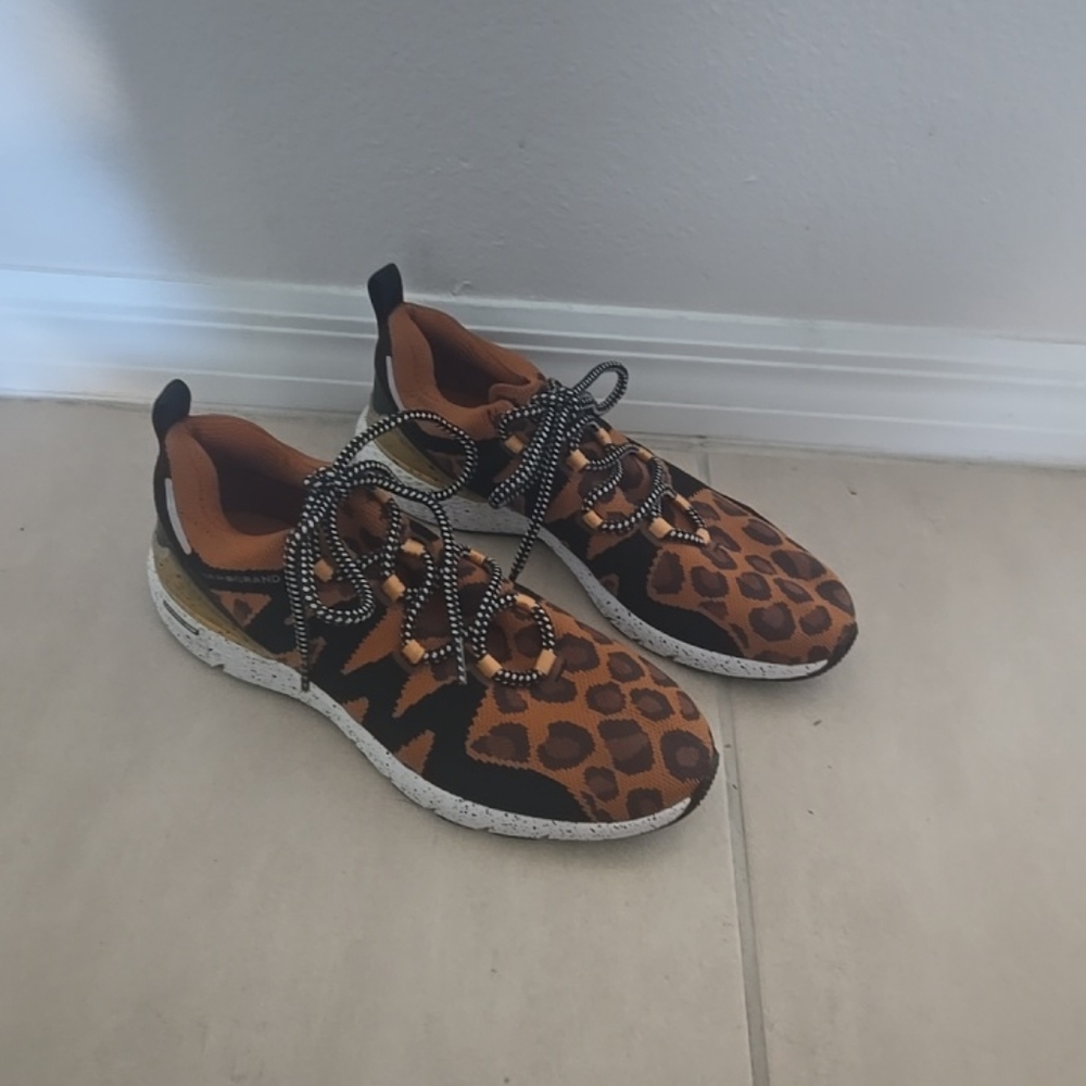 COLE HAAN ZEROGRAND - OVERTAKE LITE ANIMAL PRINT KNIT RUNNING SHOES - Women's 11